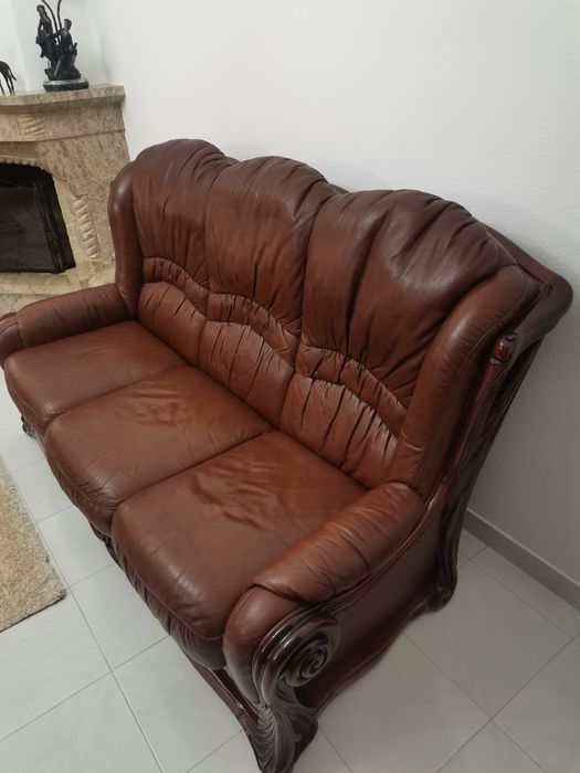 Sofás em pele genuina