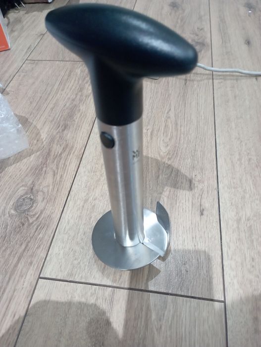 Wykrawacz do ananasow