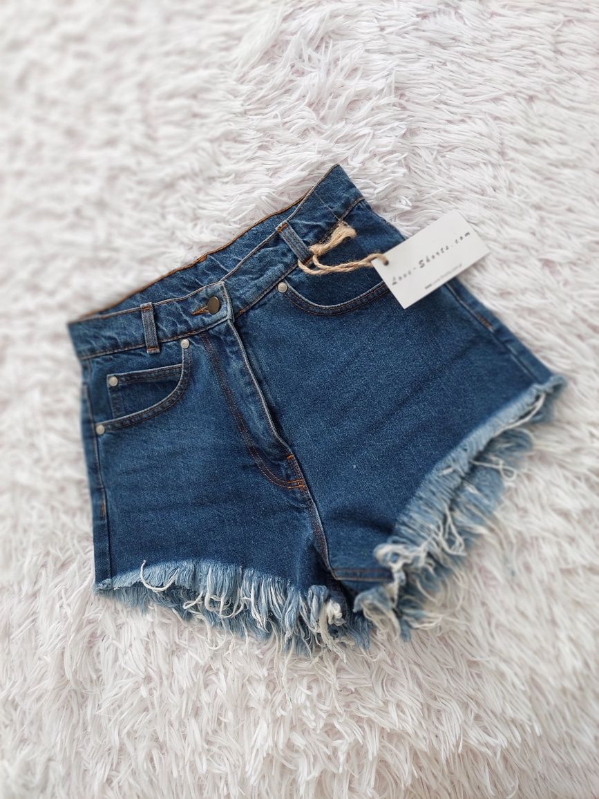 Szorty love short's nowe z metką krótkie spodenki