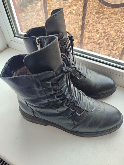 Жіночі ботинки зимові 39 р