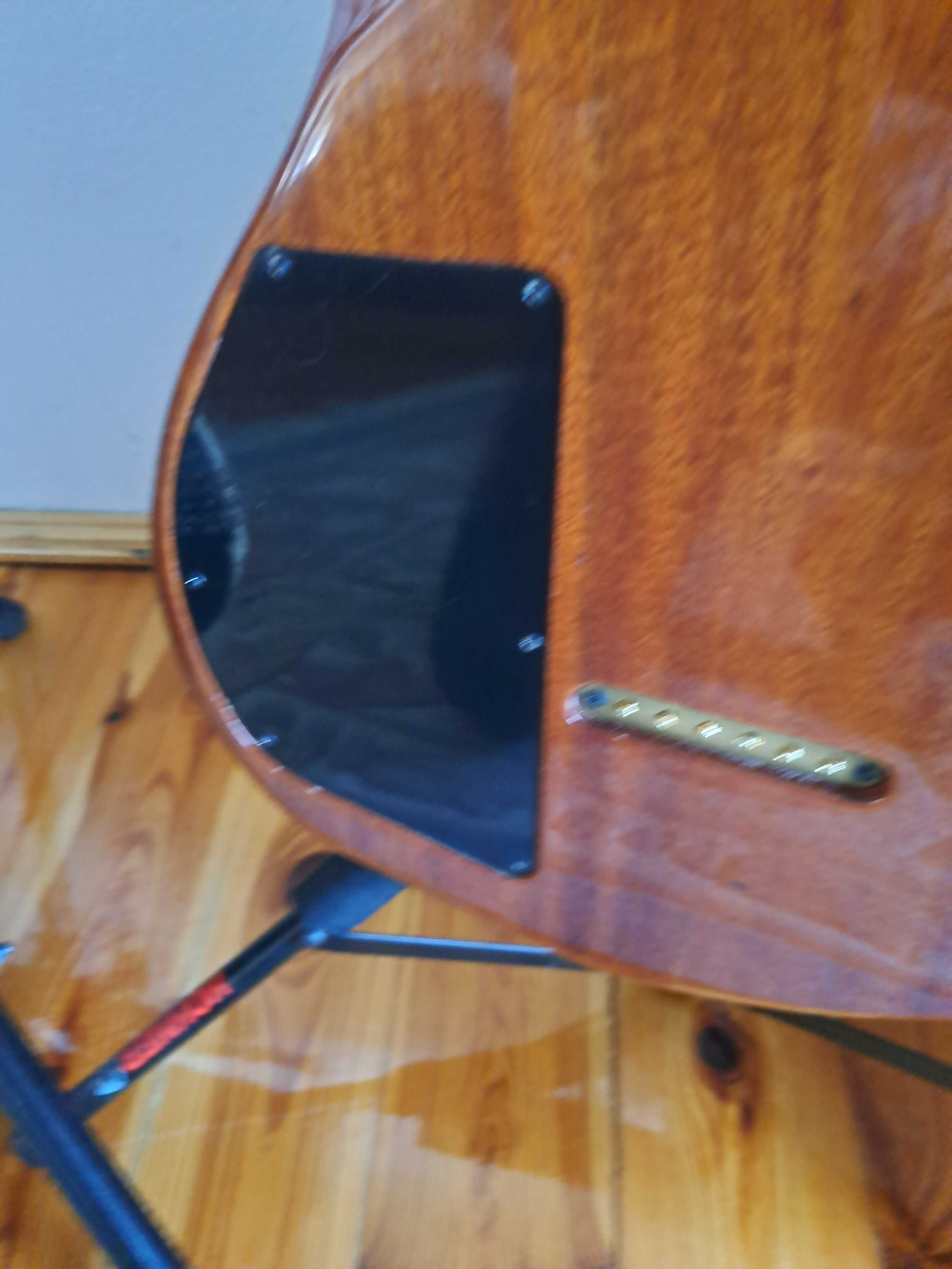 Gitara  Godin  LGX