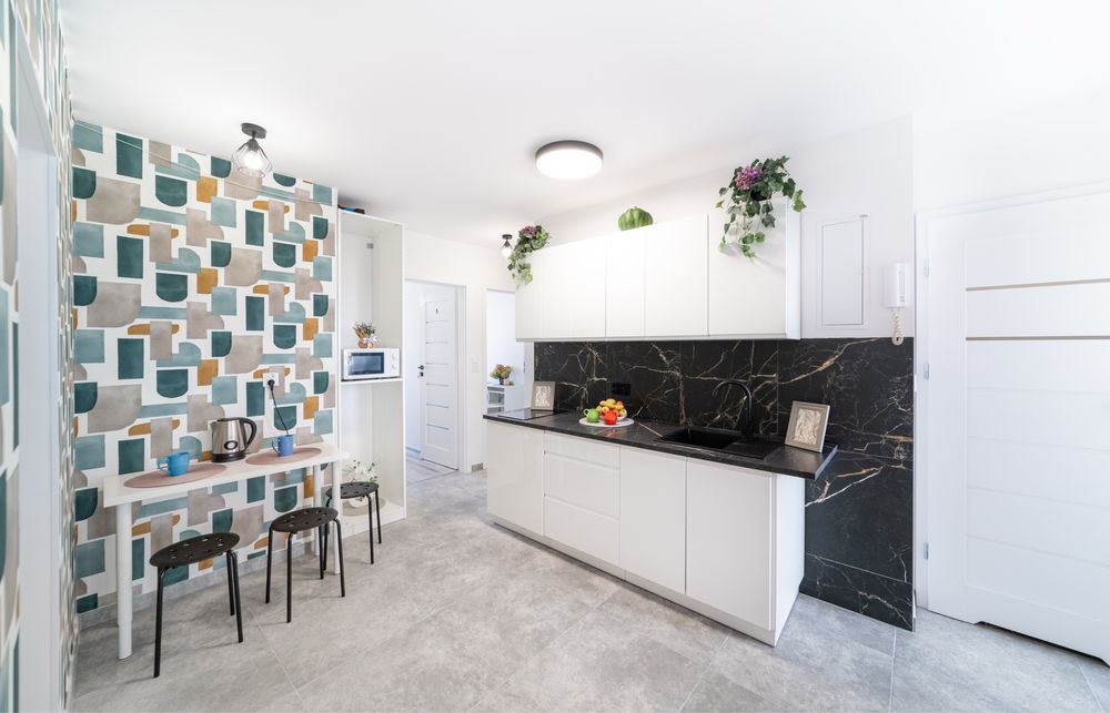 Pokój w mieszkaniu po remoncie | Duża kuchnia | Dwie łazienki | Tanio