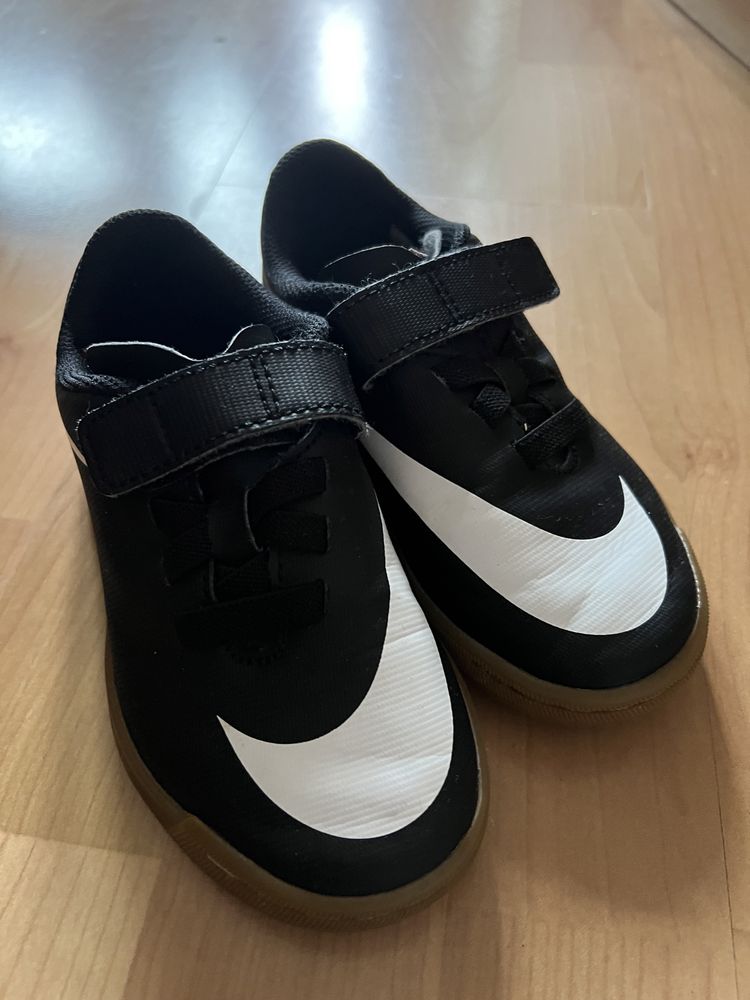 Копочки,бутсы,кроссовки Nike оригинал