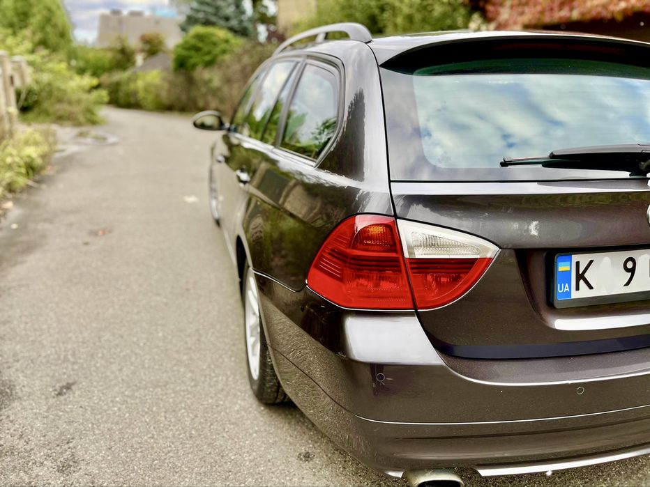 BMW 3 2008 рік 2.0 бенз