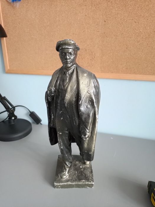 Figurka Lenina odlew