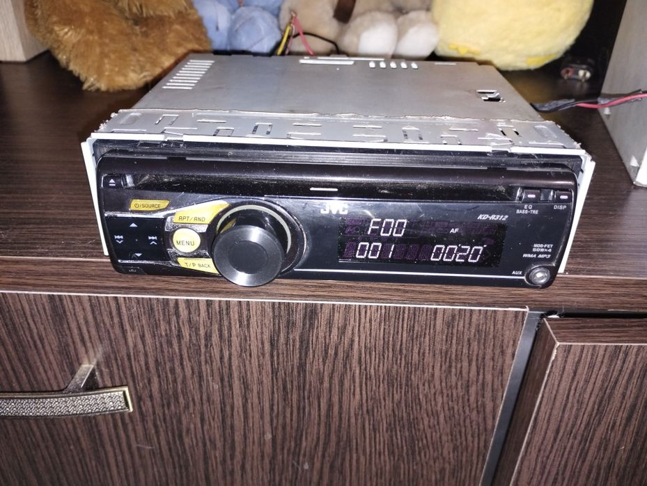 JVC KD-R312 повністю в робочому стані.
