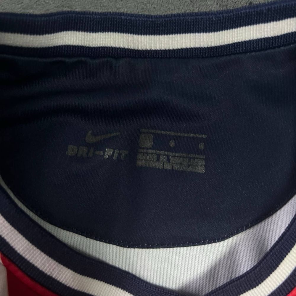 футболка Nike PSG синего красного белого цвета футбольная l