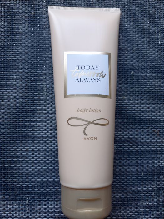 TTA Tomorrow 125 ml Avon balsam perfumowany