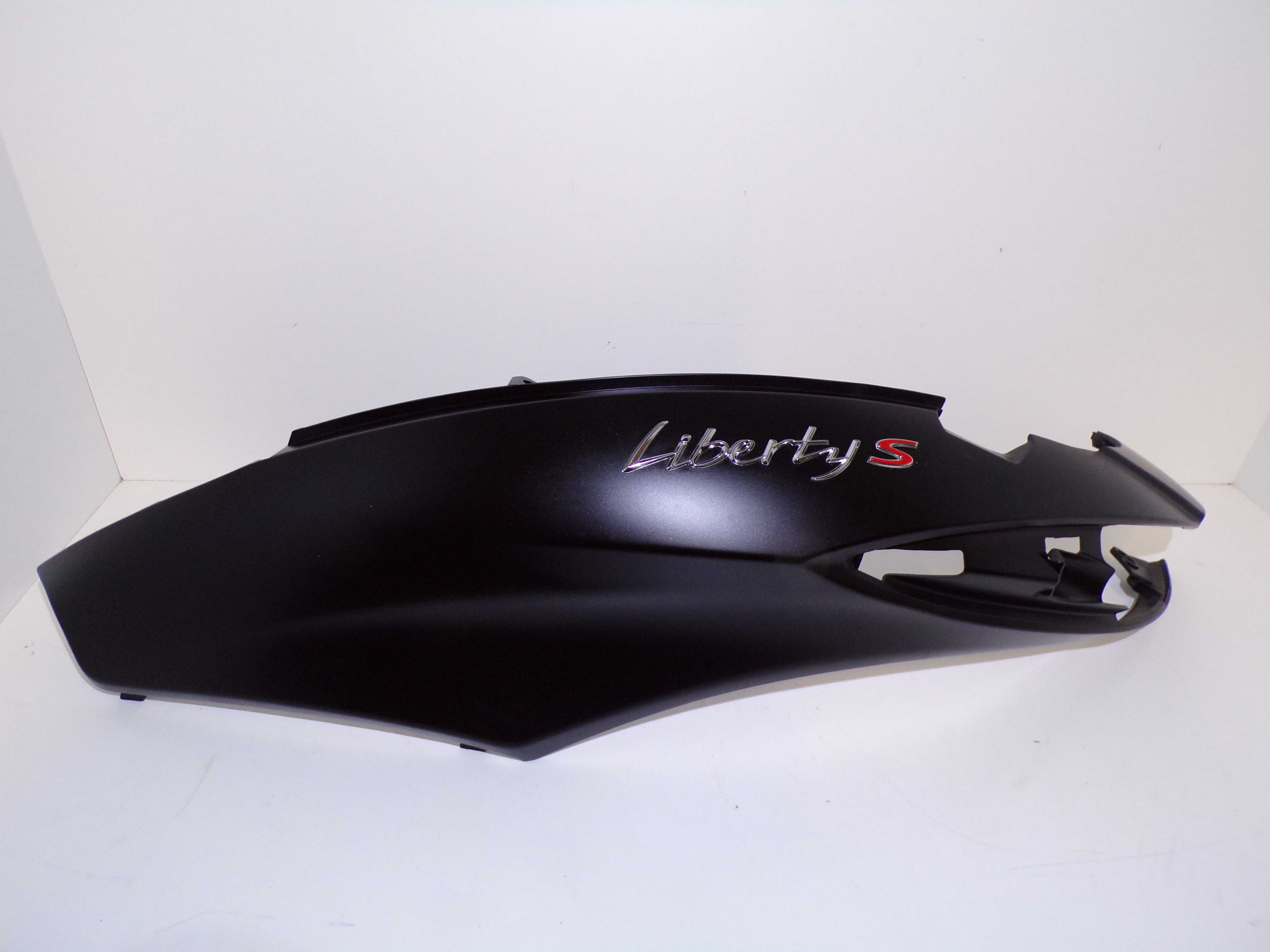 Owiewki Boczne Boczki Kolor czarny mat Piaggio Liberty New Nowy Model