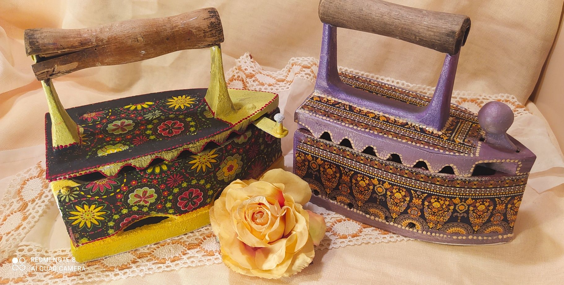 Праски старовинні декоровані подарункові в національному стилі