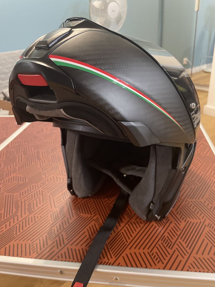 Kask motocyklowy AGV sportmodular Carbon Tricolor M szczękowy