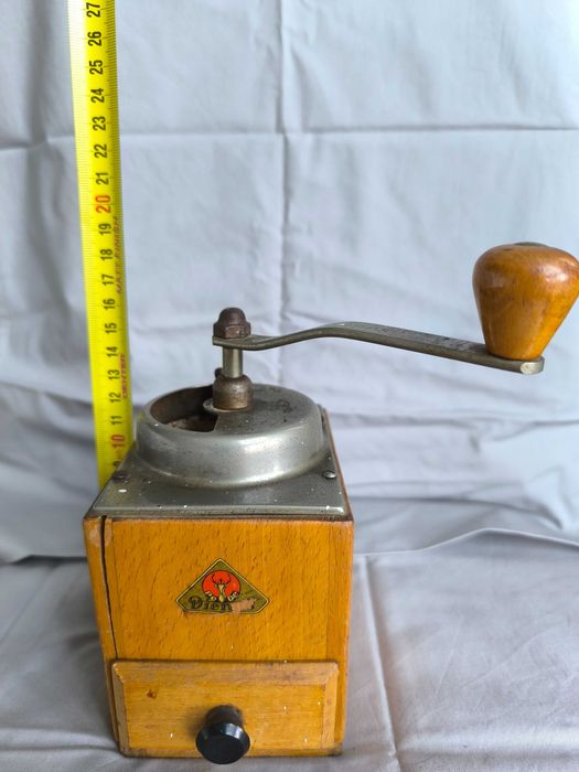 Moinho de café antigo Peter Diennes