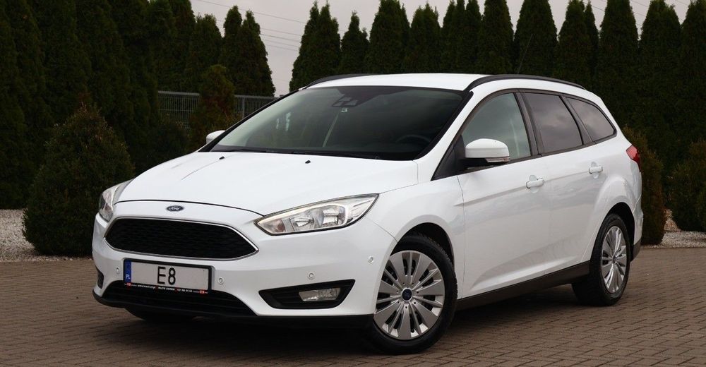 Ford Focus (nr 218) 1.6 115KM Parktronik Nawigacja Tempomat Klima Gwarancja!!!