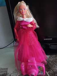 Lalka barbie z aparatem