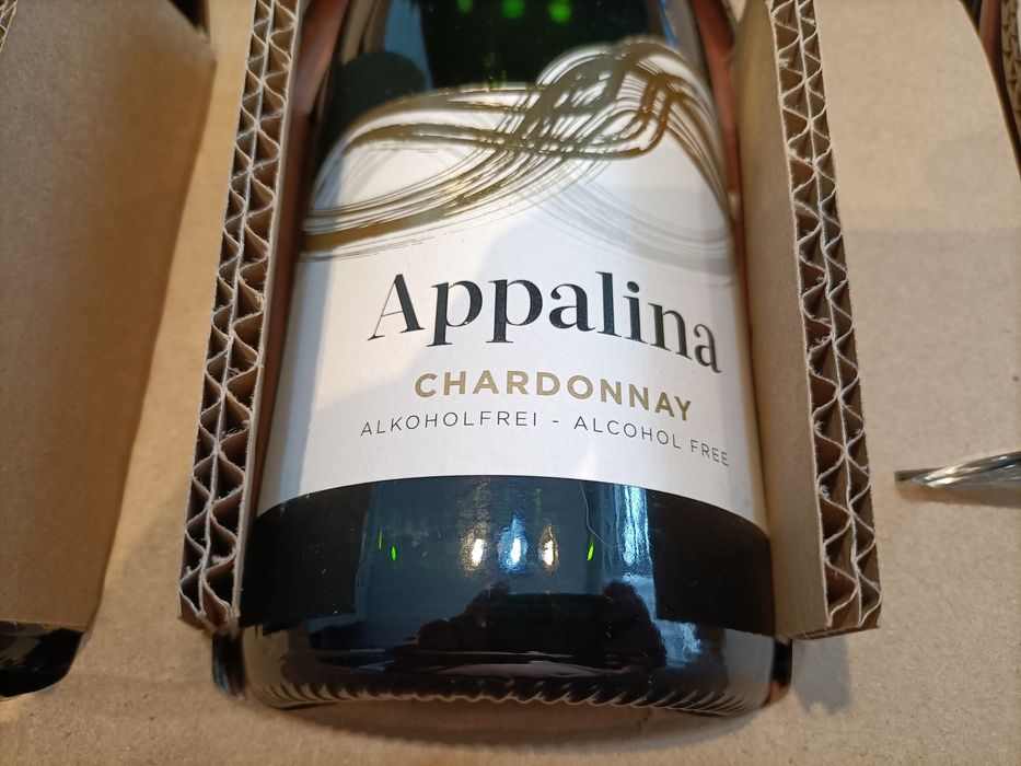Zestaw prezentowy Wino bezalkocholowe Appalina Chardonnay