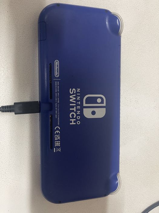 Nitendo switch azul