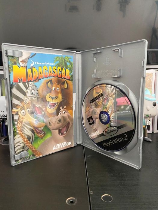[PS2] Madagascar - Platinum Edition - Portes Grátis!