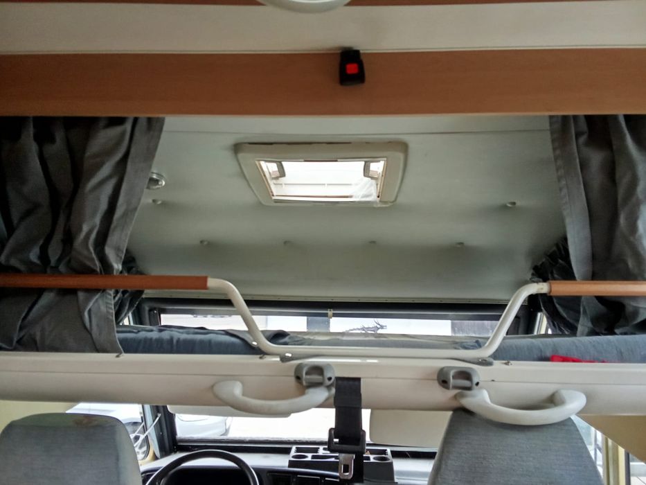 KAMPER CAMPER Dethleffs zabudowa wnętrze okno zawieszenie szyba