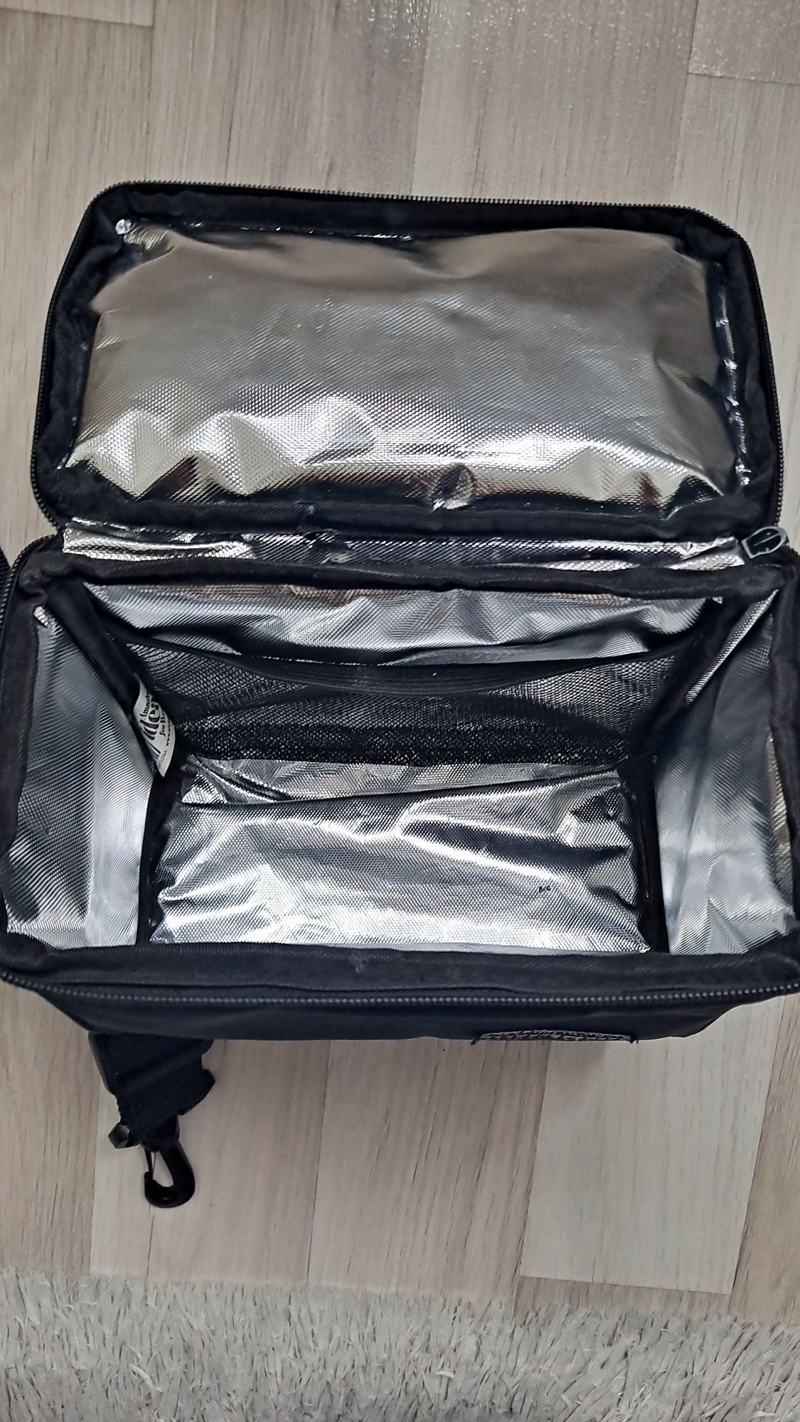 SprzedamTorba termiczna śniadaniowa