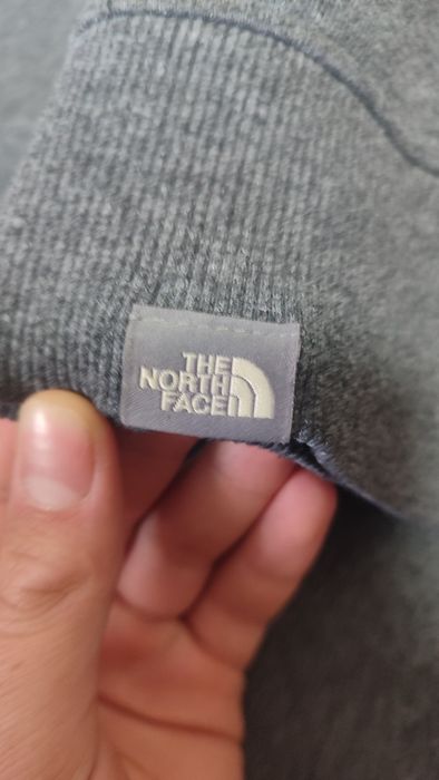 Продам  кофту TNF  серого цвета