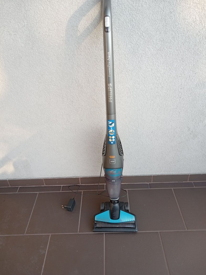 Odkurzacz Philips PowerPro Aqua 2w1