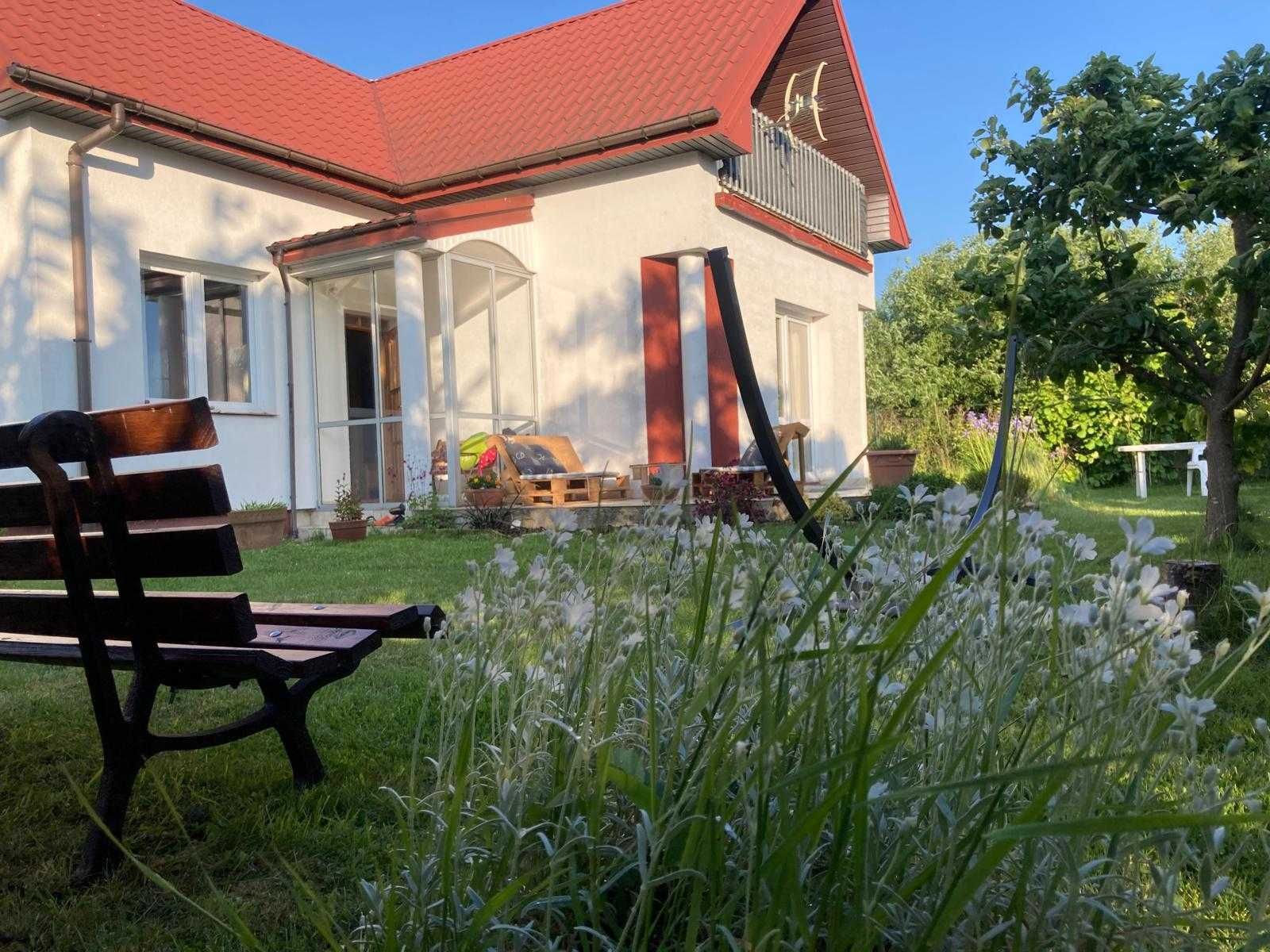 Dom nad morzem i jeziorem z ogrodem na wyłączność - Wynajem / Łazy