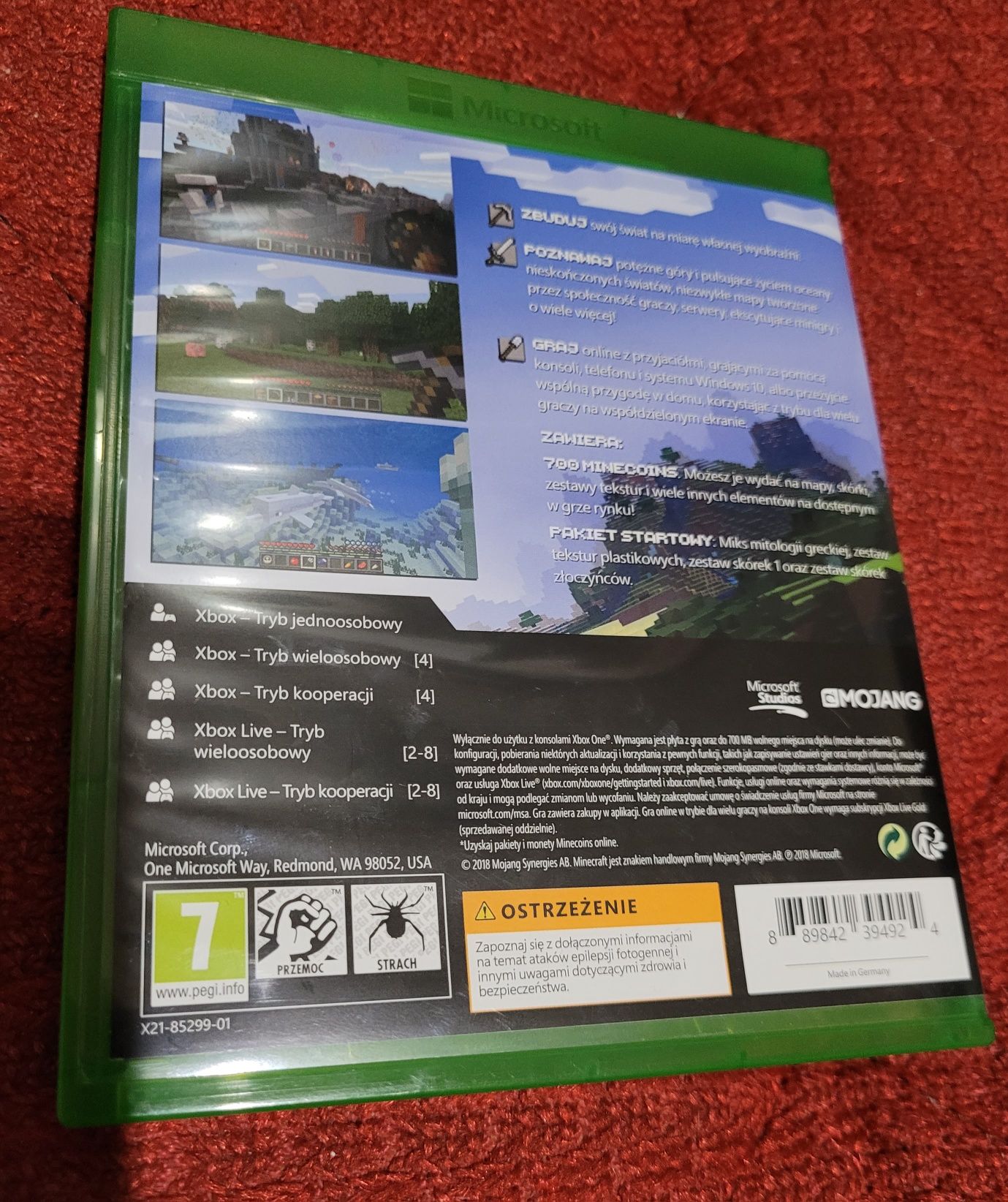 Minecraft + 700 minecoins Xbox One