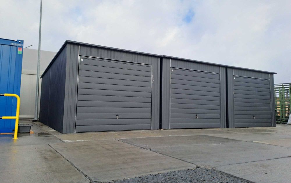 Garaż blaszany, kompleks garaży, schowek, komórka lokatorska, blaszak