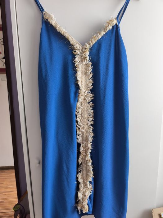 Granatowa sukienka w stylu boho