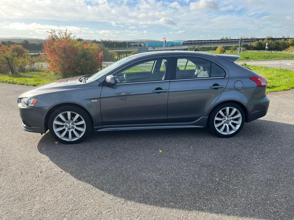 Mitsubishi Lancer 2010r 1.8 benzyna 143km Automat bezwypadkowy 18 cali