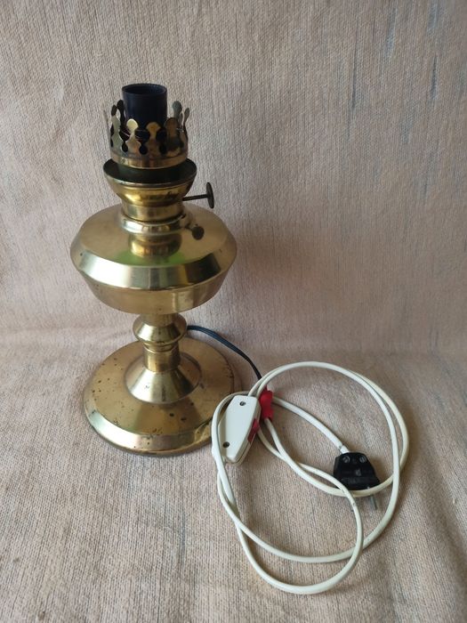 Lampka nocna PRL do renowacji odnowienia WARTO !!