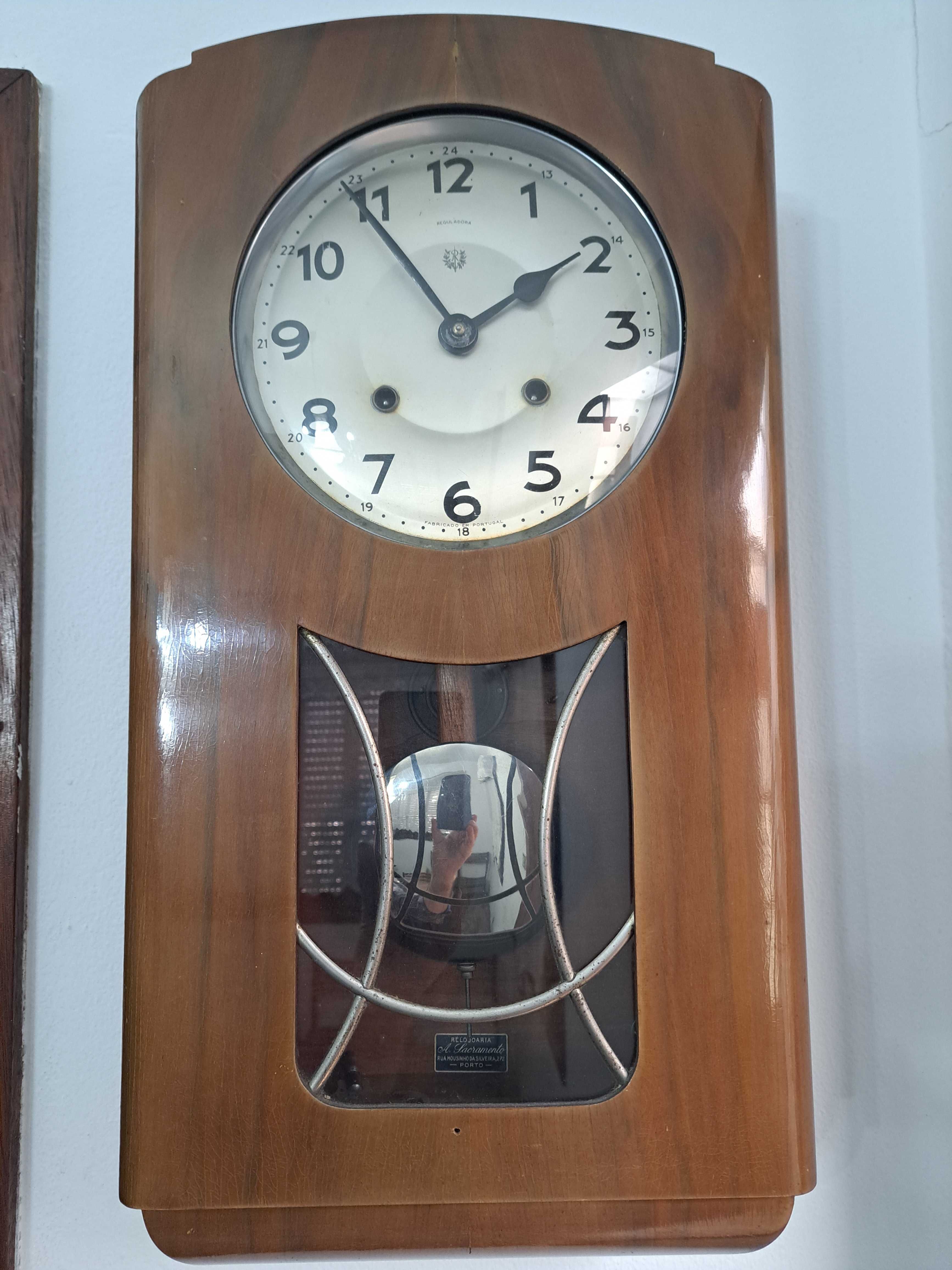 Relógio de parede Reguladora