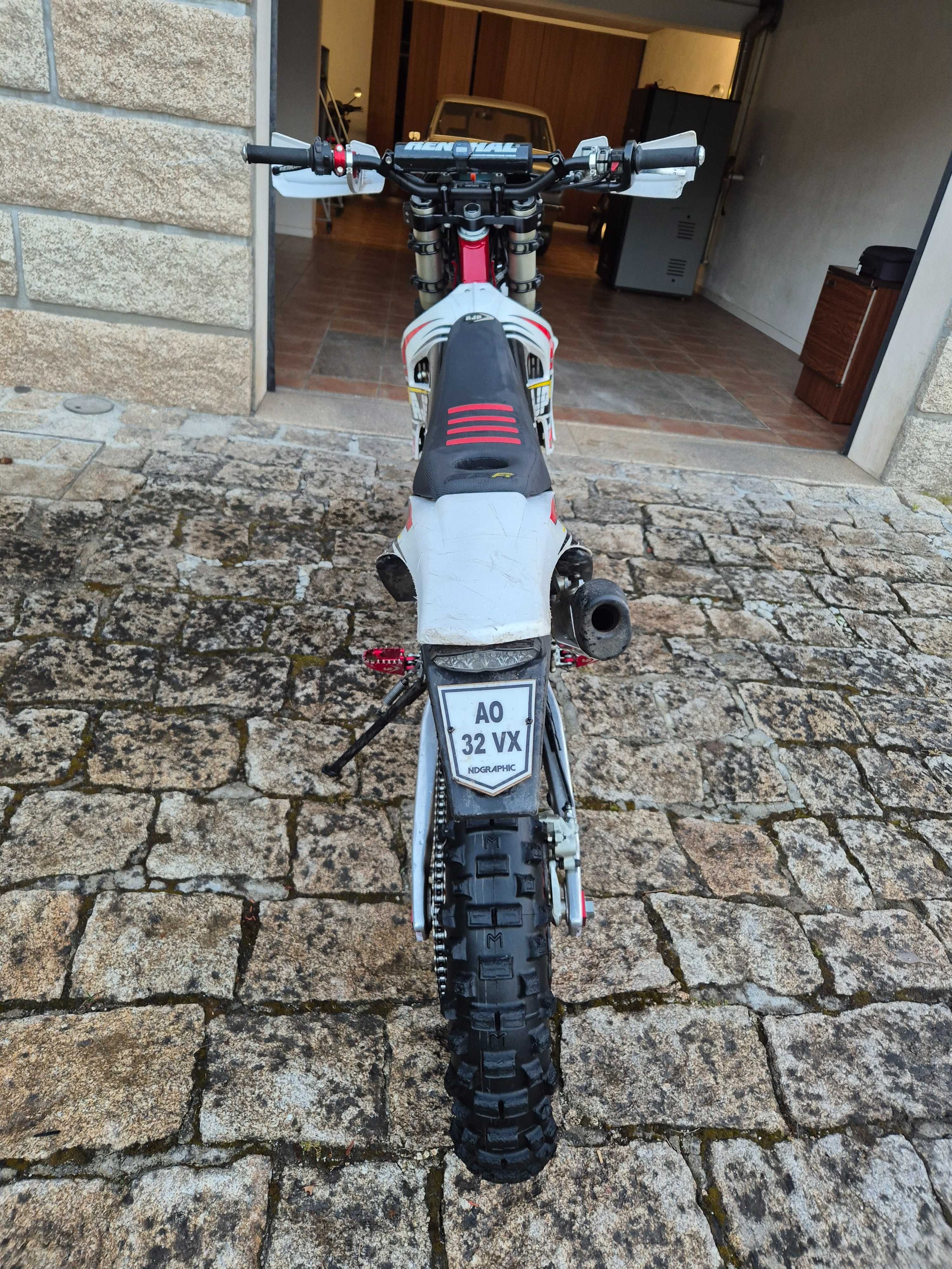 AJP spr 240 Extreme