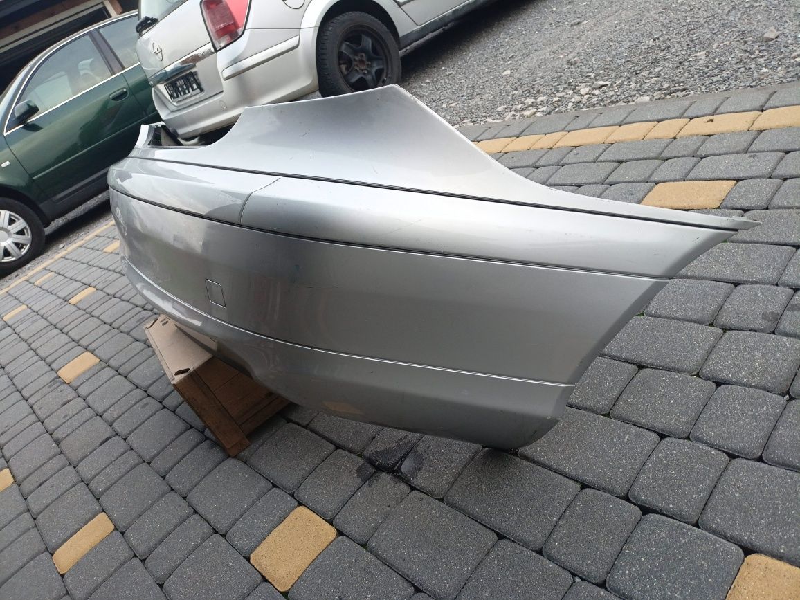 Mercedes C-KLASA W203 Coupe zderzak tył tylny dokładka absorber
