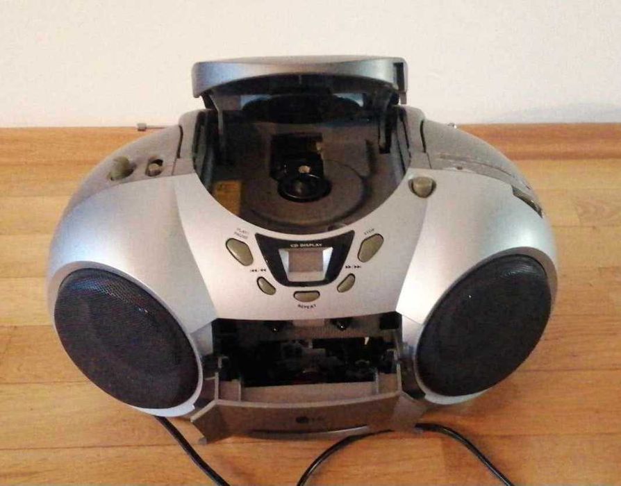 Radiomagnetofon LG CD-3230AX - 3 w 1!