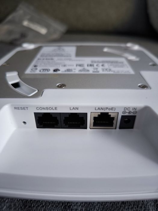 Access Point D-Link DAP-X2850 com PoE