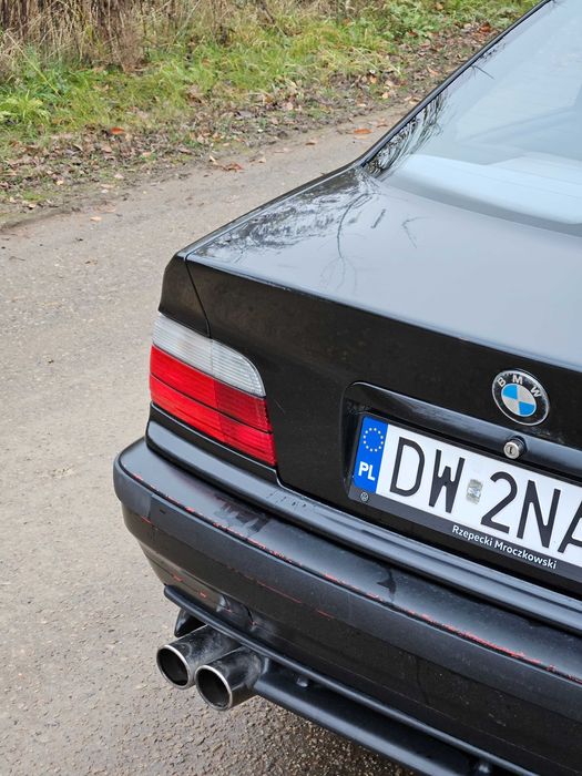 1998 BMW e36 318is coupe