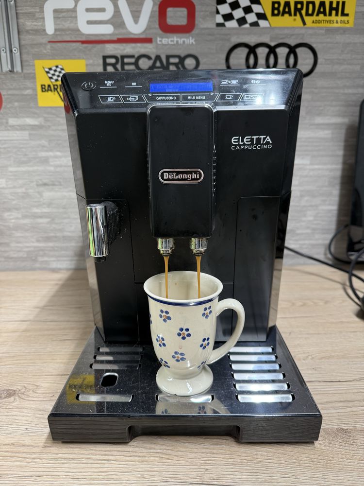 Кавоварка Delonghi eletta cappucino Ecam44.660.B