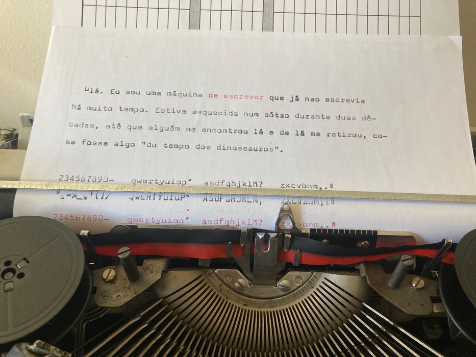 Máquina de escrever  **  Hermes Baby