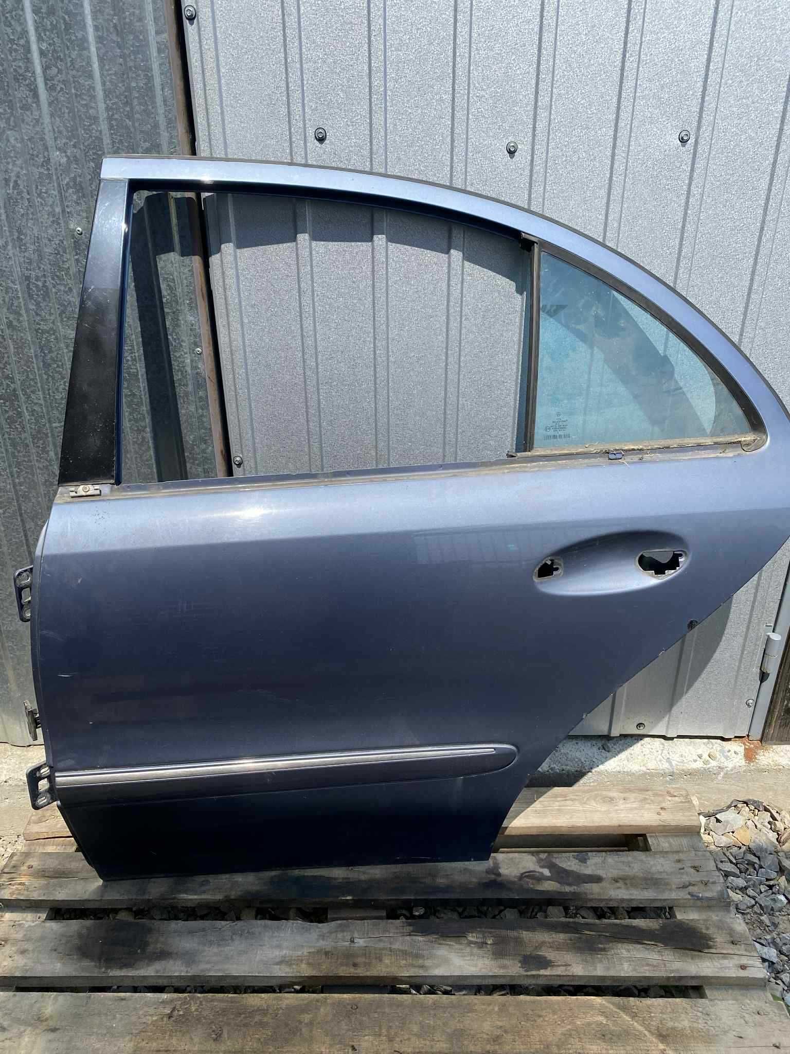 komplet drzwi do mercedesa w211