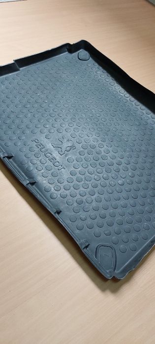 Cuba da mala peugeot 3008