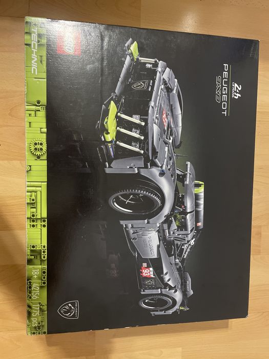 Lego Technic Peugeot lemans 9x8