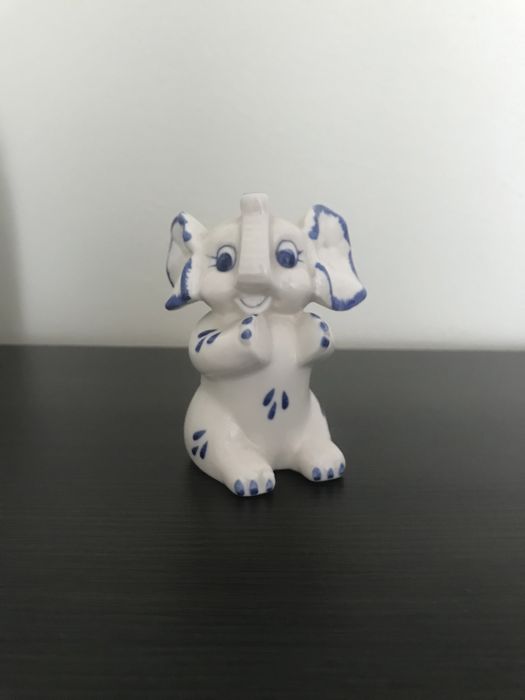 Porcelanowy słoń - figurka