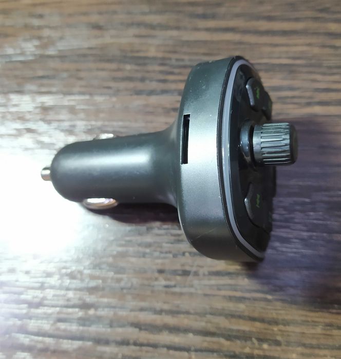 Автомобильный FM трансмиттер-модулятор, USB, Bluetooth, MicroSD