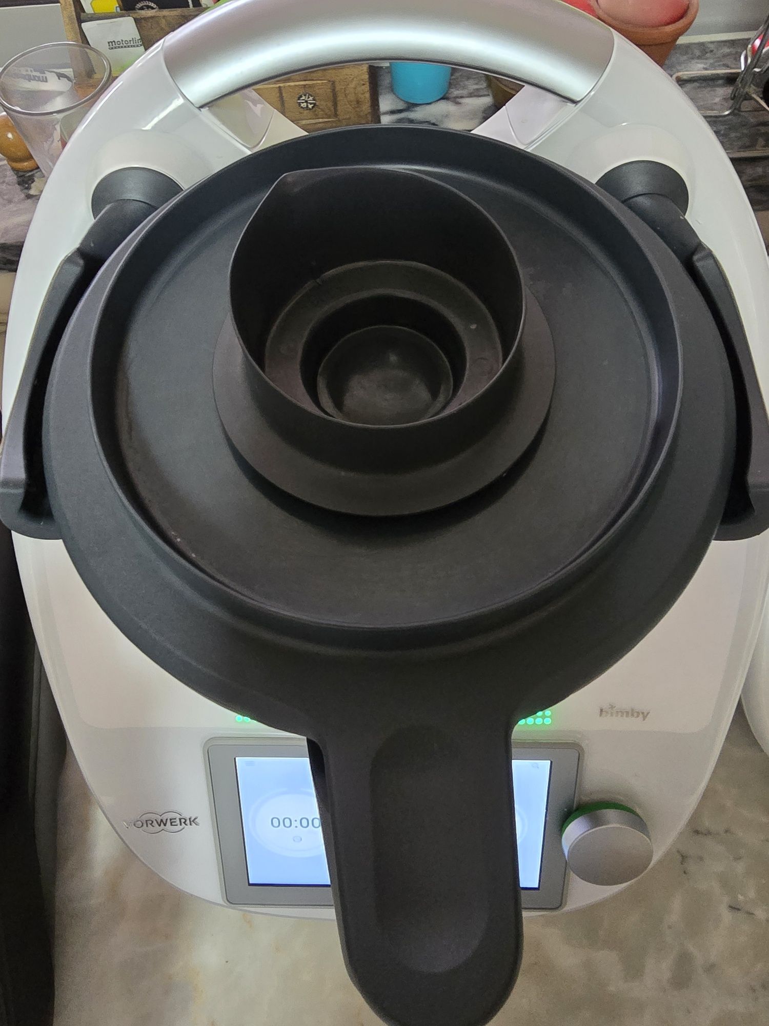 Robo de cozinha  Bimby tm6