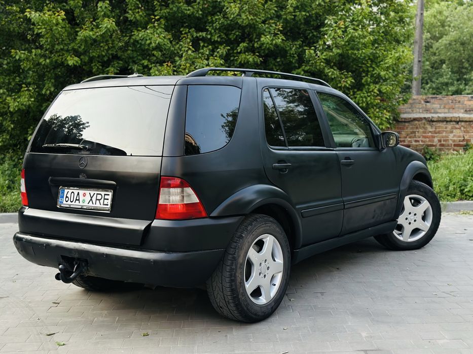 Продам Mercedes-ML в хорошем состоянии на боевом ходу Срочно !