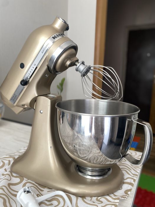 Планетарний міксер KitchenAid Artisan