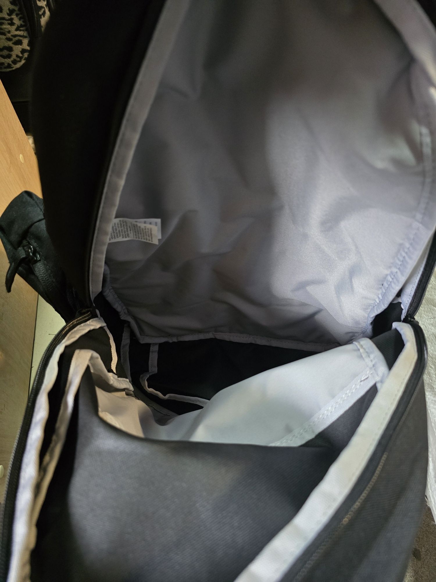 Рюкзак спортивний тканинний Nike HRITG CRSSBDY-AIR WAVEY FN0961-010 Чо