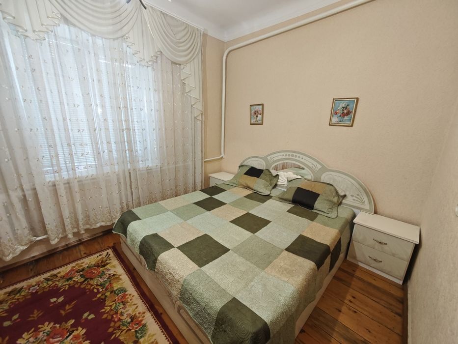 Оренда 4х кімнатного будинку у Дніпровському р-ні (Квітучий)