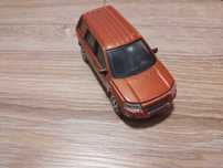 Land Rover Freelander; Bburago 1:43